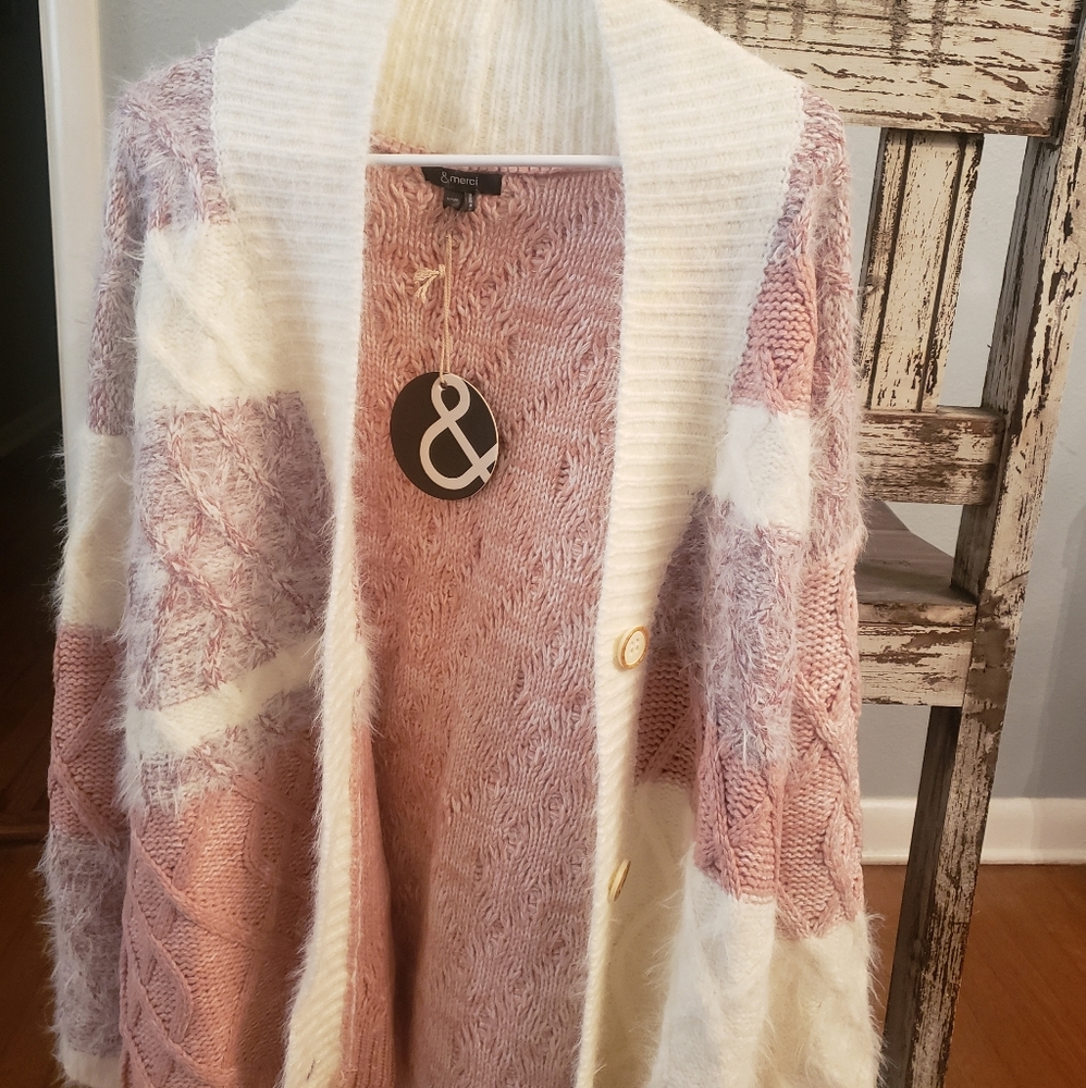 Sweater/Cardigan